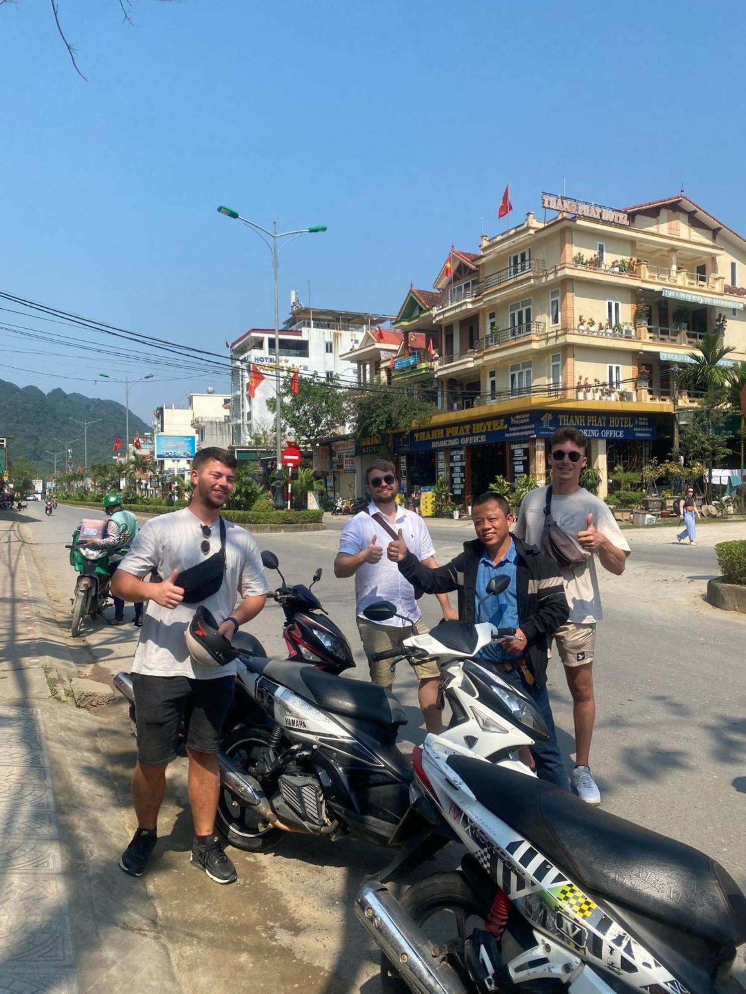 Starlet Hotel Phong Nha Eksteriør bilde